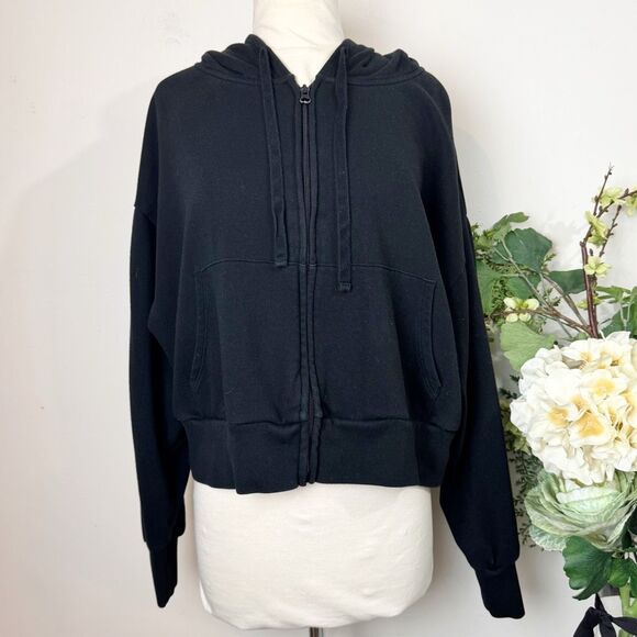 GAP Tops - GAP | black fleece hoodie cropped sweatshirt | large